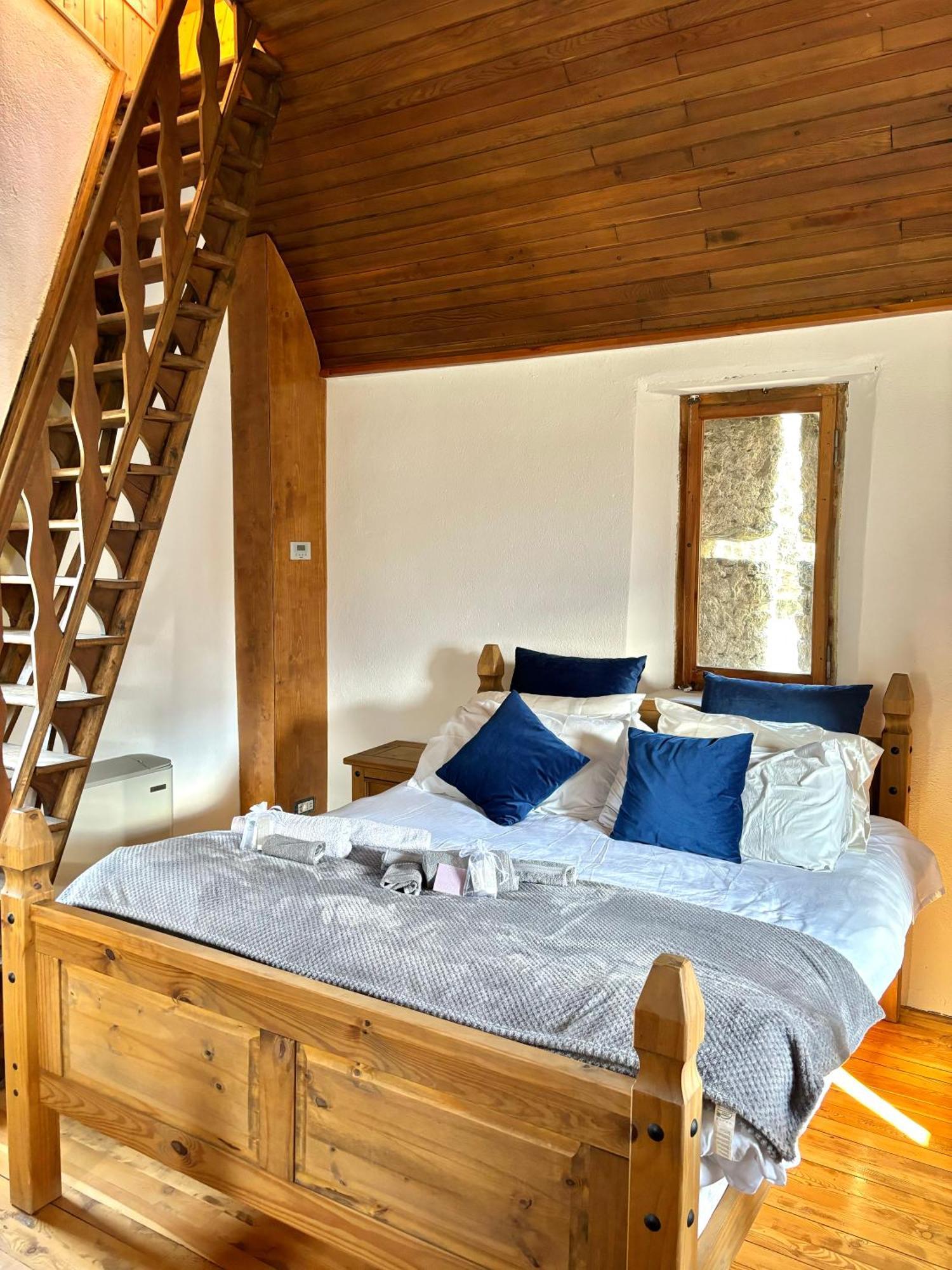 Foppoli Castle, Private 11Th Century Fortress With Panoramic View, Sauna And Hot Tub Overlooking The Valtellina Mazzo di Valtellina Exterior photo