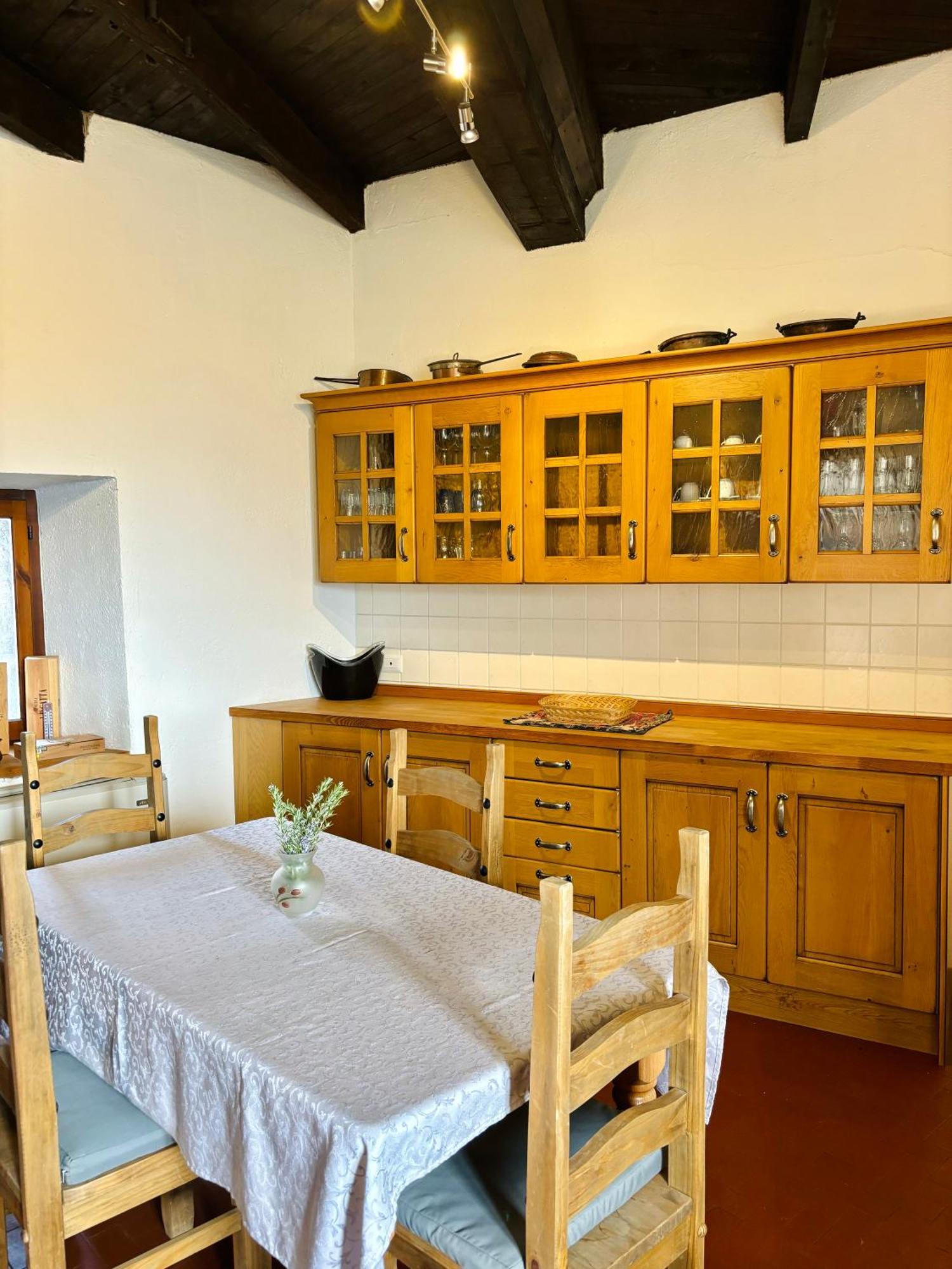 Foppoli Castle, Private 11Th Century Fortress With Panoramic View, Sauna And Hot Tub Overlooking The Valtellina Mazzo di Valtellina Exterior photo